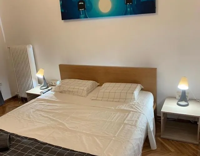 Acharnon Suite
